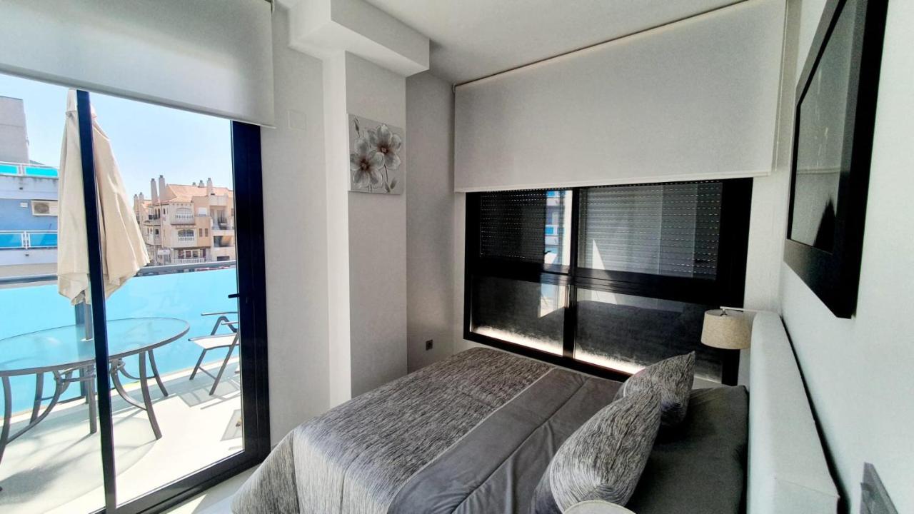 New 2022 Casanovas-Apartment Torrevieja Center ภายนอก รูปภาพ