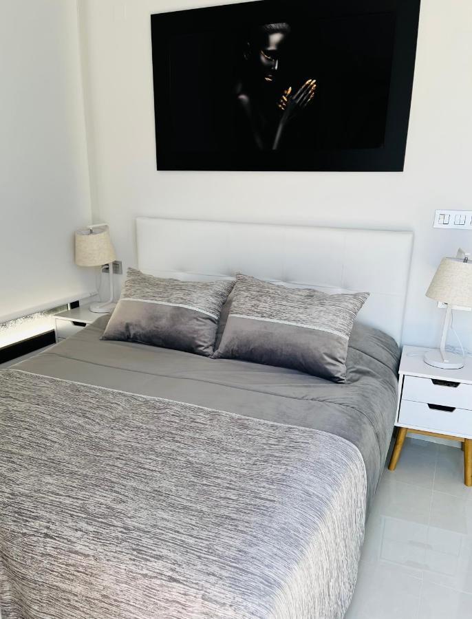 New 2022 Casanovas-Apartment Torrevieja Center ภายนอก รูปภาพ
